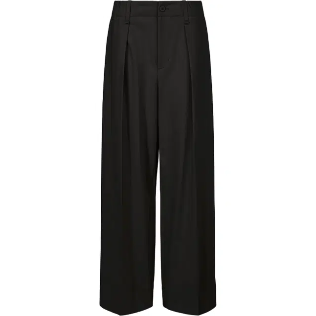 ISSEY MIYAKE