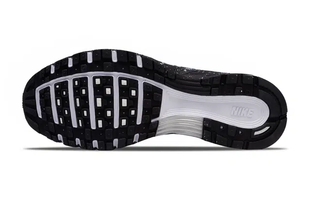 Nike P-6000
