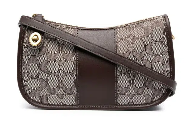 COACH Swinger 23