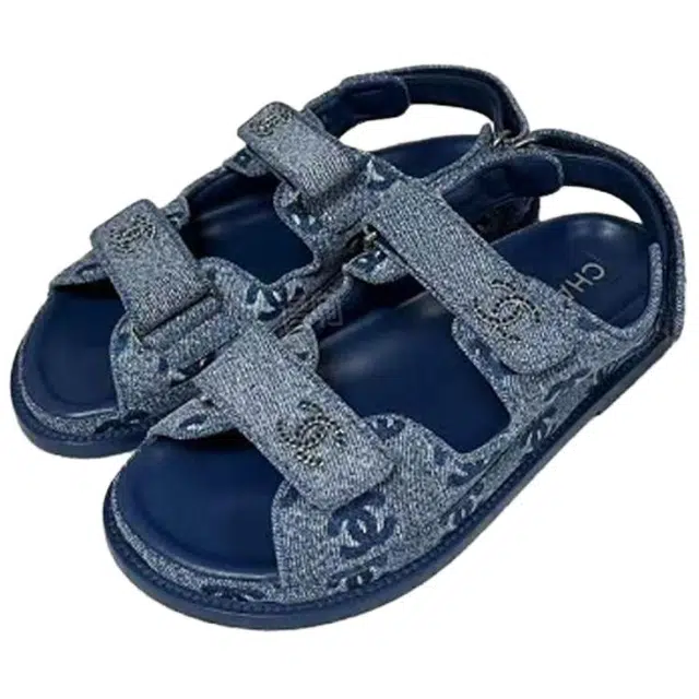 CHANEL 25S
