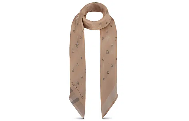 Louis Vuitton Classic Shawl Beige