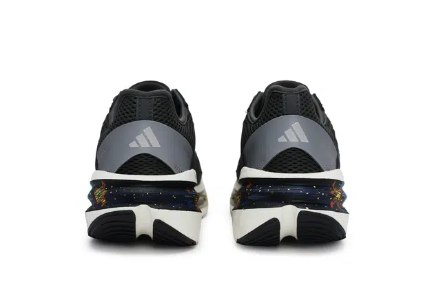 adidas ADISTAR 3