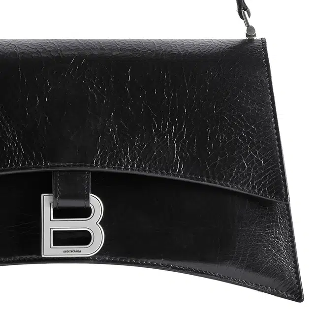 Balenciaga CRUSH B