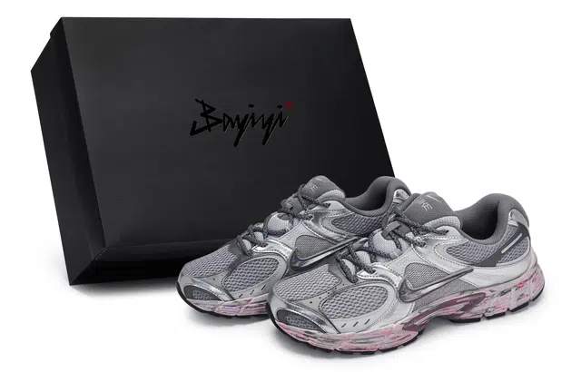 Nike V5 RNR 811