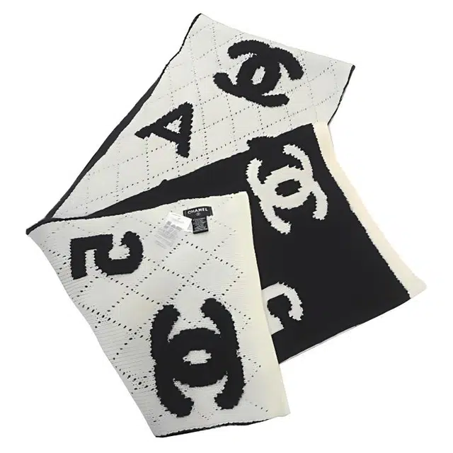 CHANEL Logo