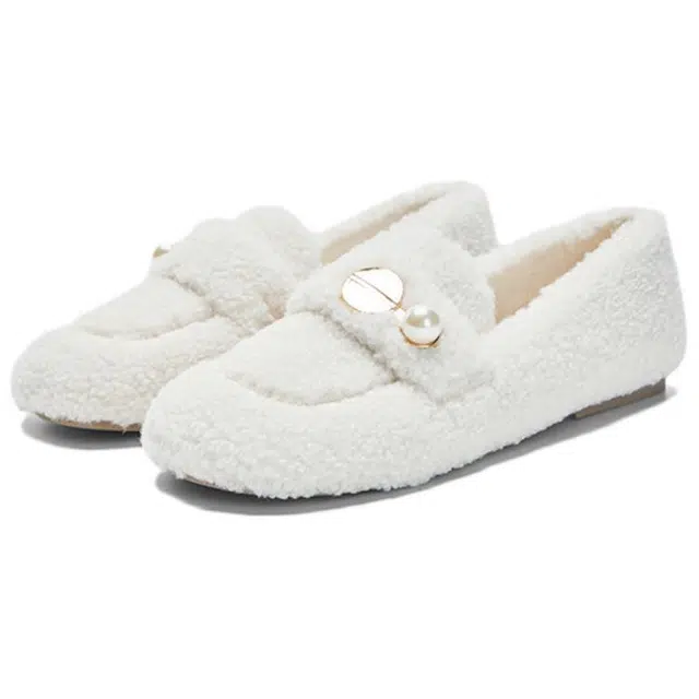 NINE WEST