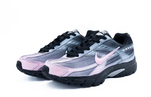 Nike Initiator
