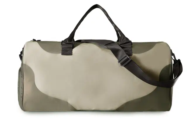 spare no pains Travel Bag