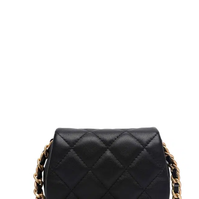 CHANEL 21B