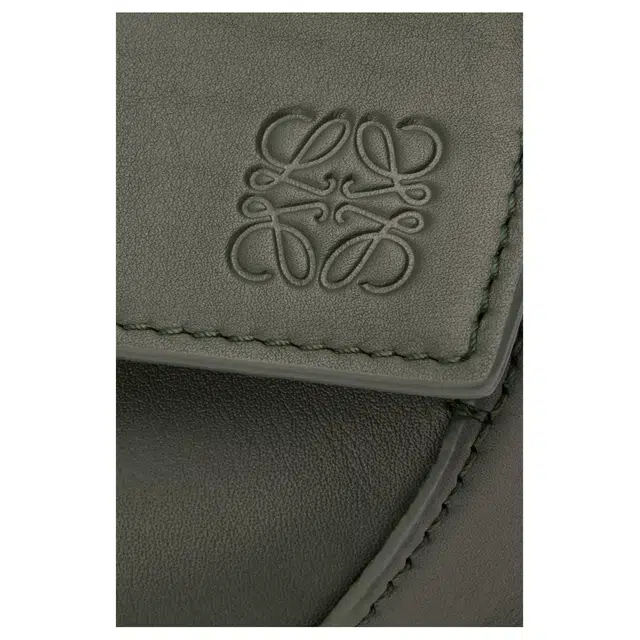 LOEWE Puzzle