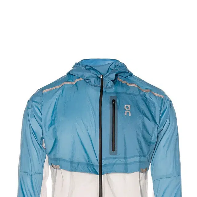 On ACTIVEWEAR logo