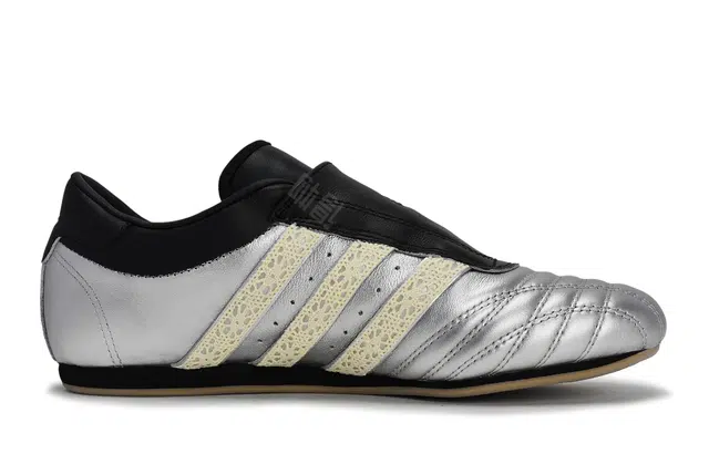 adidas originals Taekwondo REGO
