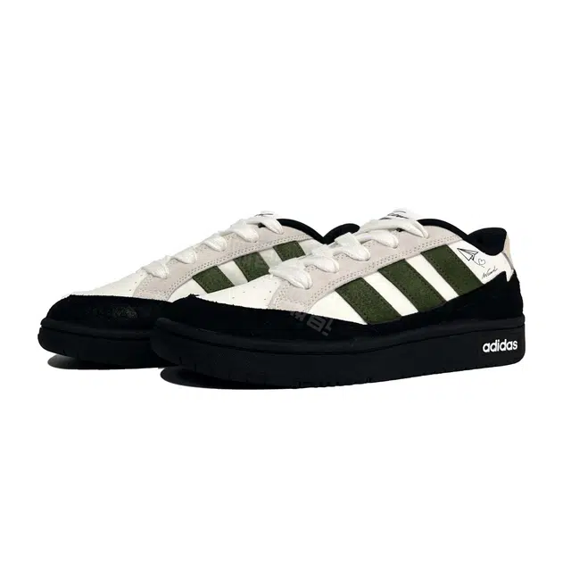 adidas WCARD ADV