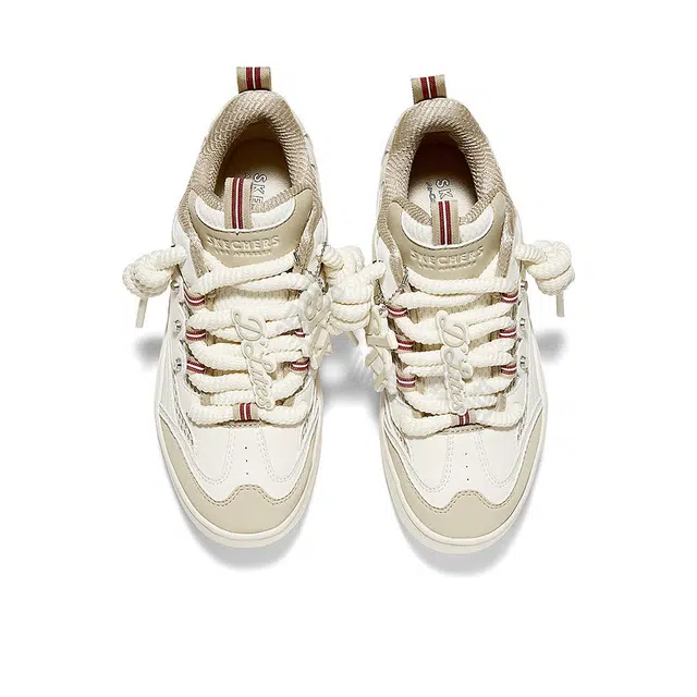 Skechers Street