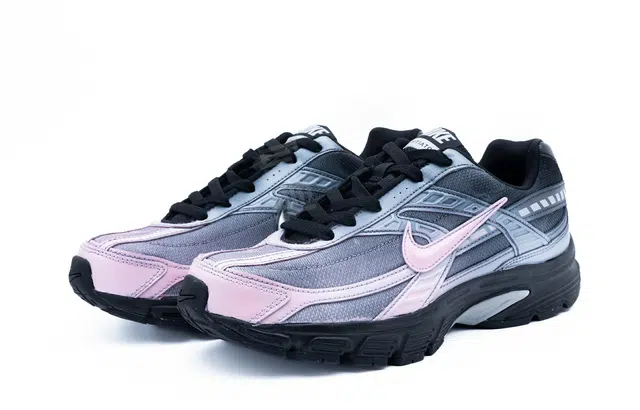 Nike Initiator