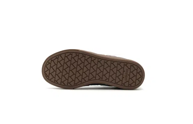 adidas Daily 4.0