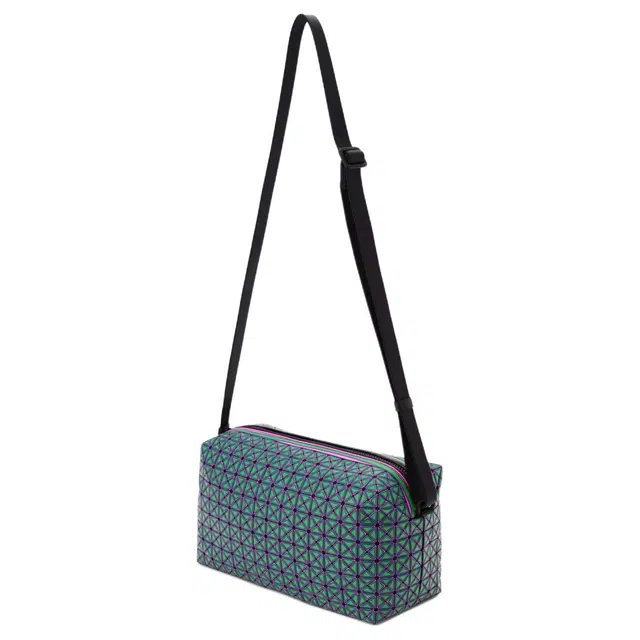 ISSEY MIYAKE Kuro 4