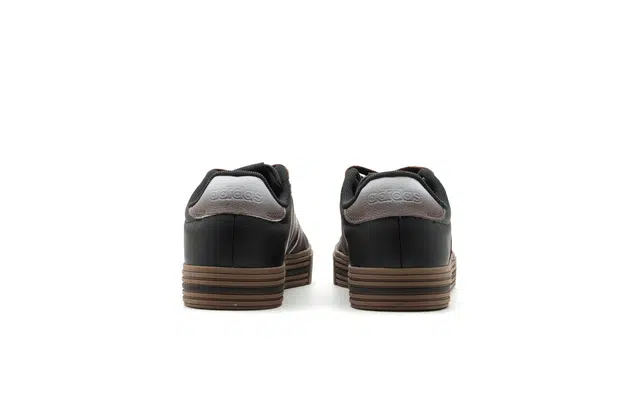 adidas Daily 4.0