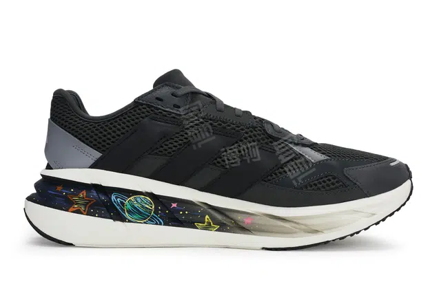 adidas ADISTAR 3