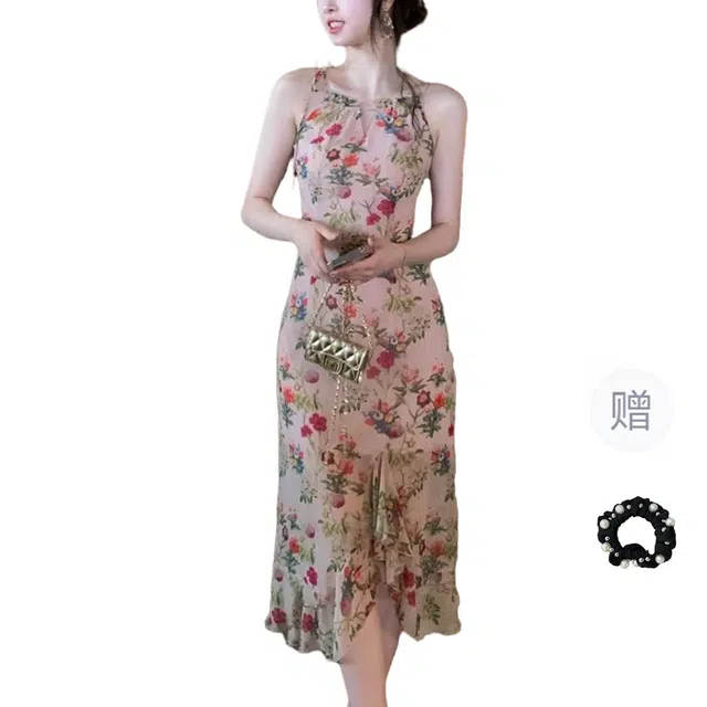 雾闪闪 法式复古高级感不规则温柔度假吊带连衣裙 女款