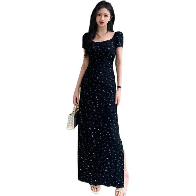 水中花 法式碎花垂坠感开叉包臀短袖连衣裙 女款