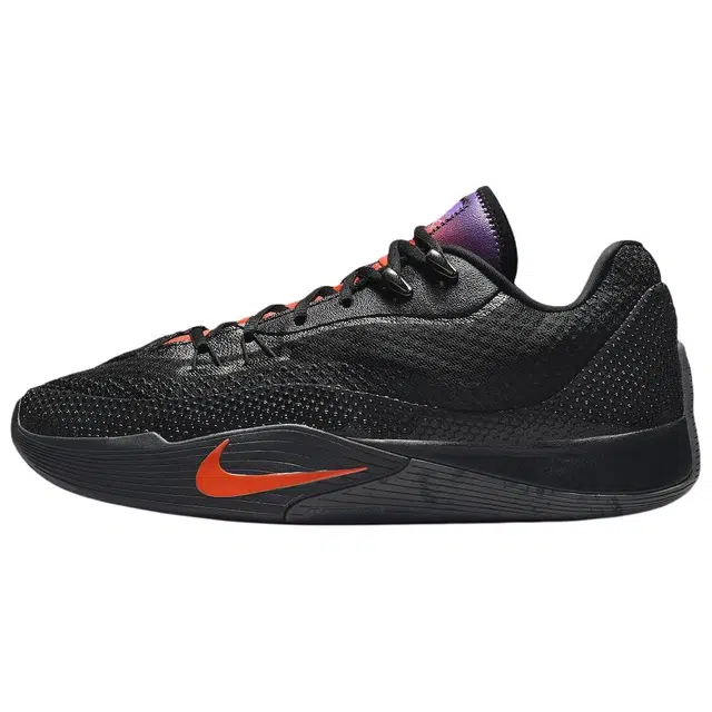 Nike S.T. Flare