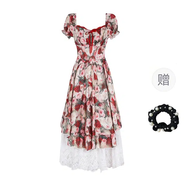 雾闪闪 法式蕾丝不规则大摆长裙玫瑰度假风方领短袖连衣裙 女款