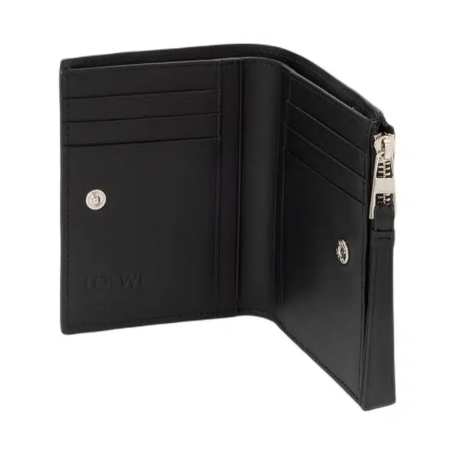 LOEWE Puzzle