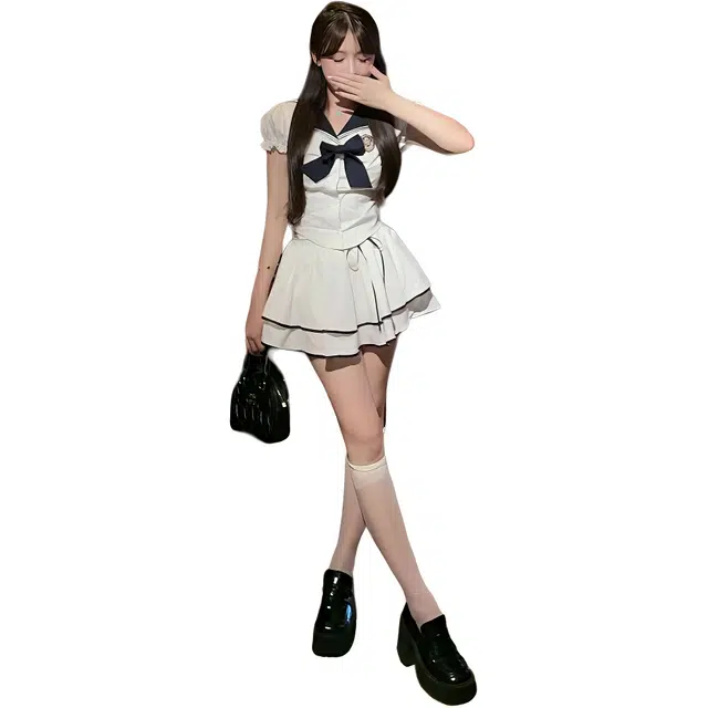 黛尔佳人 航海日记法式学院风甜美蝴蝶结海军领衬衫两件套装裙短袖连衣裙 女款