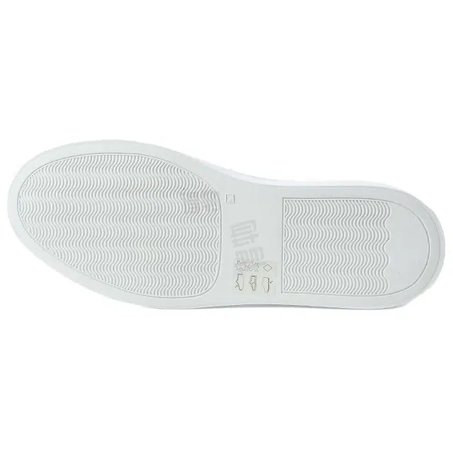 COMMON PROJECTS Achilles Retro