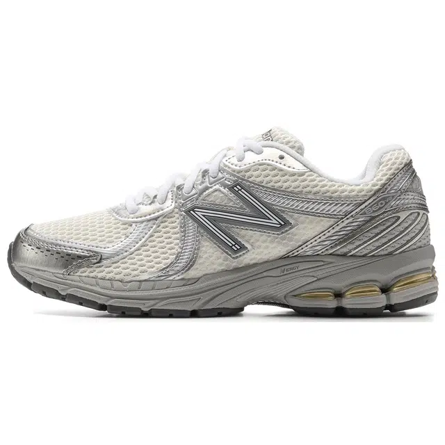 New Balance NB 860 v2