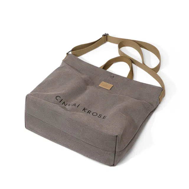 CinvaiKrose Tote
