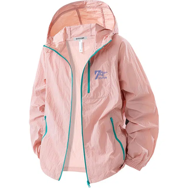 7 SEVFUN UPF100+Logo