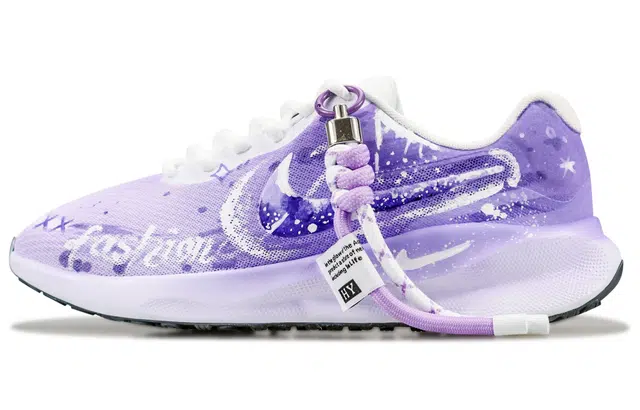 Nike REVOLUTION 7