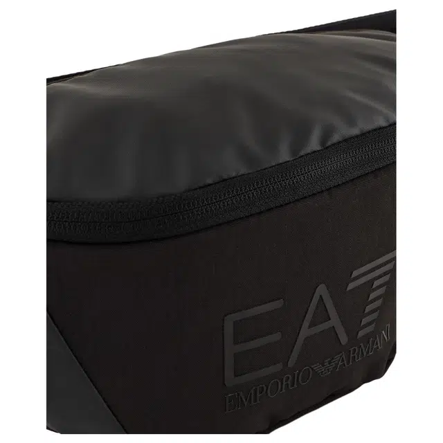 EMPORIO ARMANI 2.5L Logo