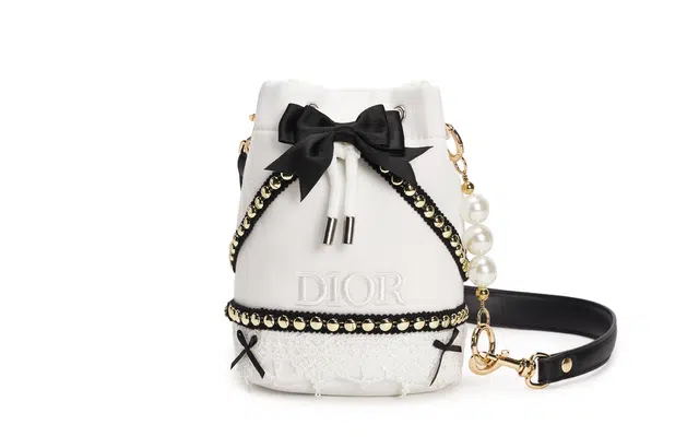DIOR 811