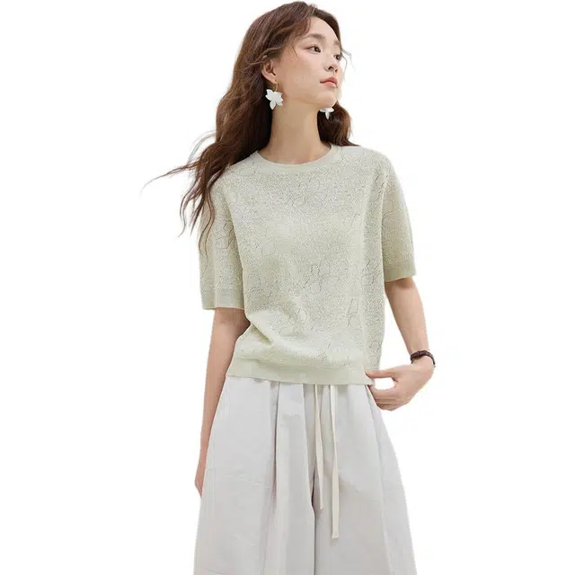 佐丹奴 镂空花朵提花圆领植物花卉常规短袖通勤套头针织衫 女款