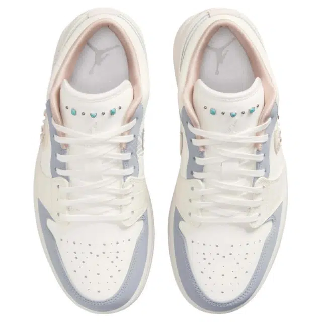 Jordan Air Jordan 1 Low Vintage Basketball Shoes Women's Off-White