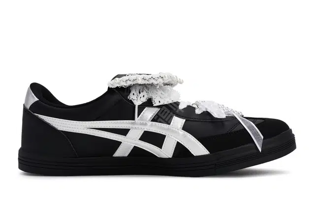 Asics Aaron 811