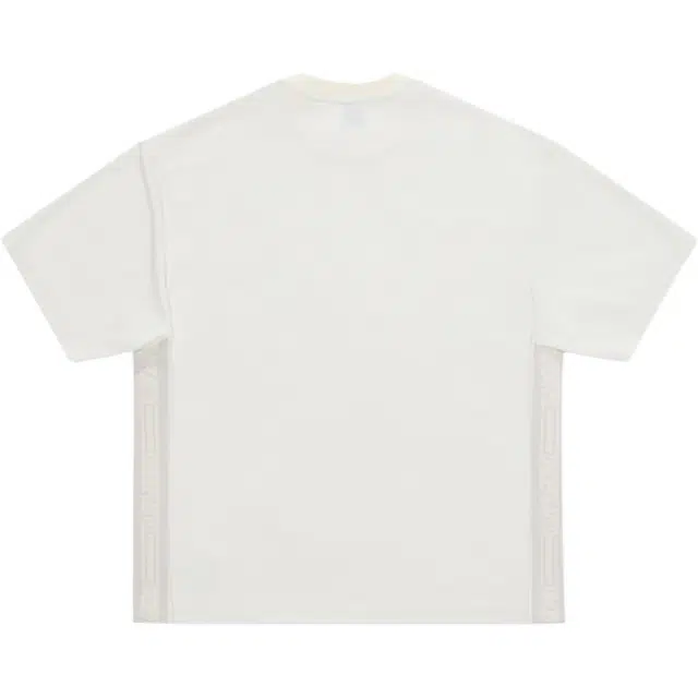 UNDEFEATED SS25 T