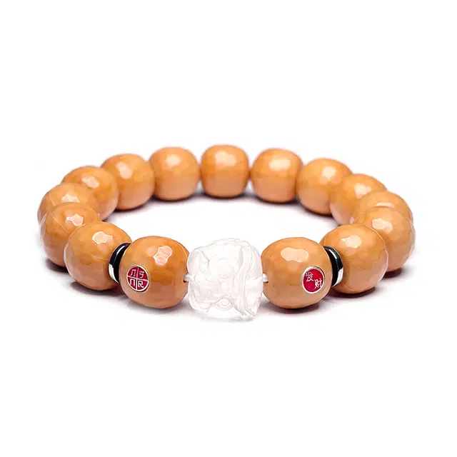 MOUNTAINS AND MANS 925