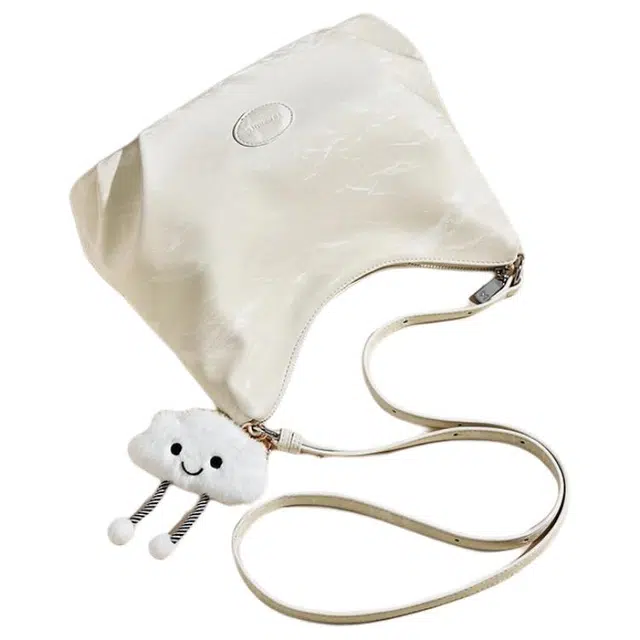 15 MINS logo Tote