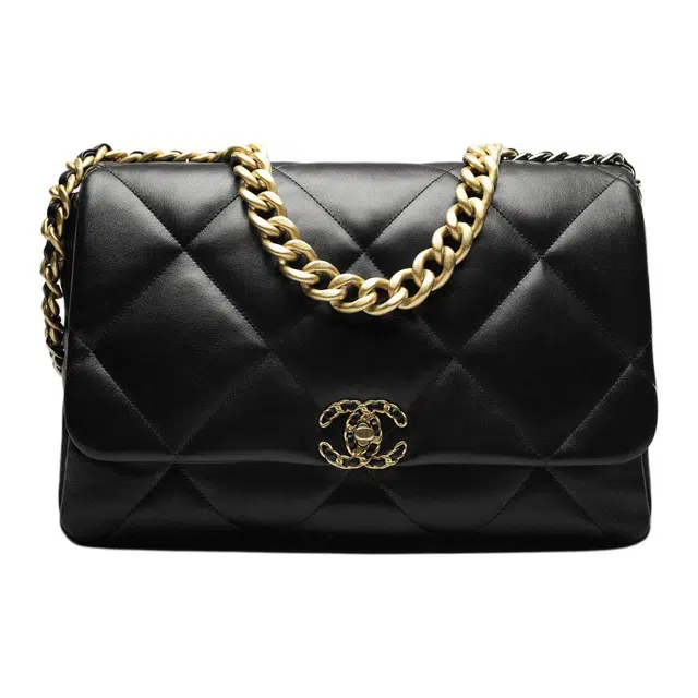 CHANEL 19Bag 36