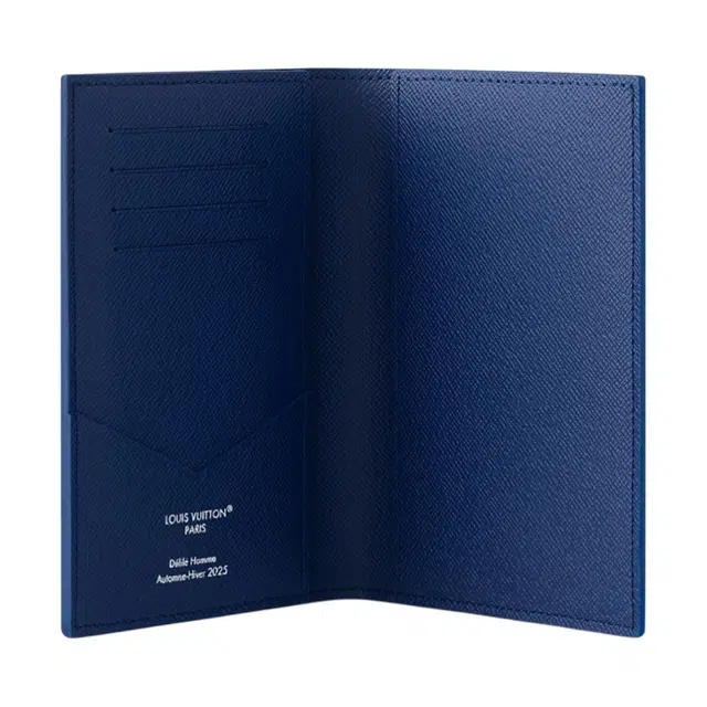 LOUIS VUITTON x Nigo PASSPORT COVER