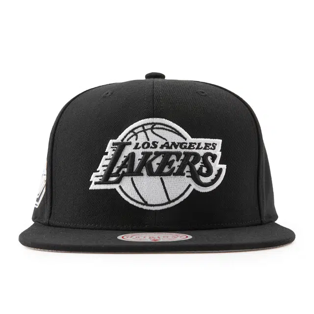 Mitchell Ness Lifestyle