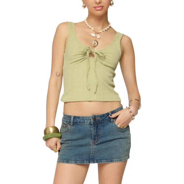 edikted Yarah Keyhole Textured Ribbed Tank Top