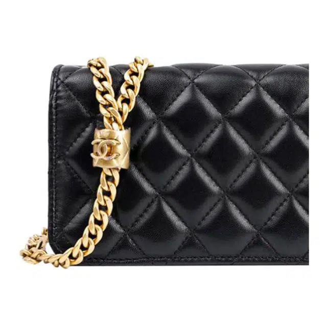 CHANEL 22K