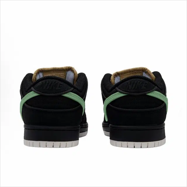Nike Dunk SB BLACK GREEN