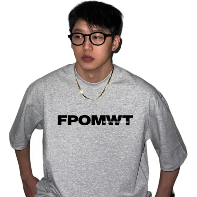 HIPHOPPUNKS T