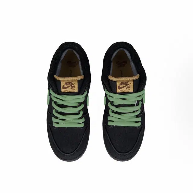 Nike Dunk SB BLACK GREEN